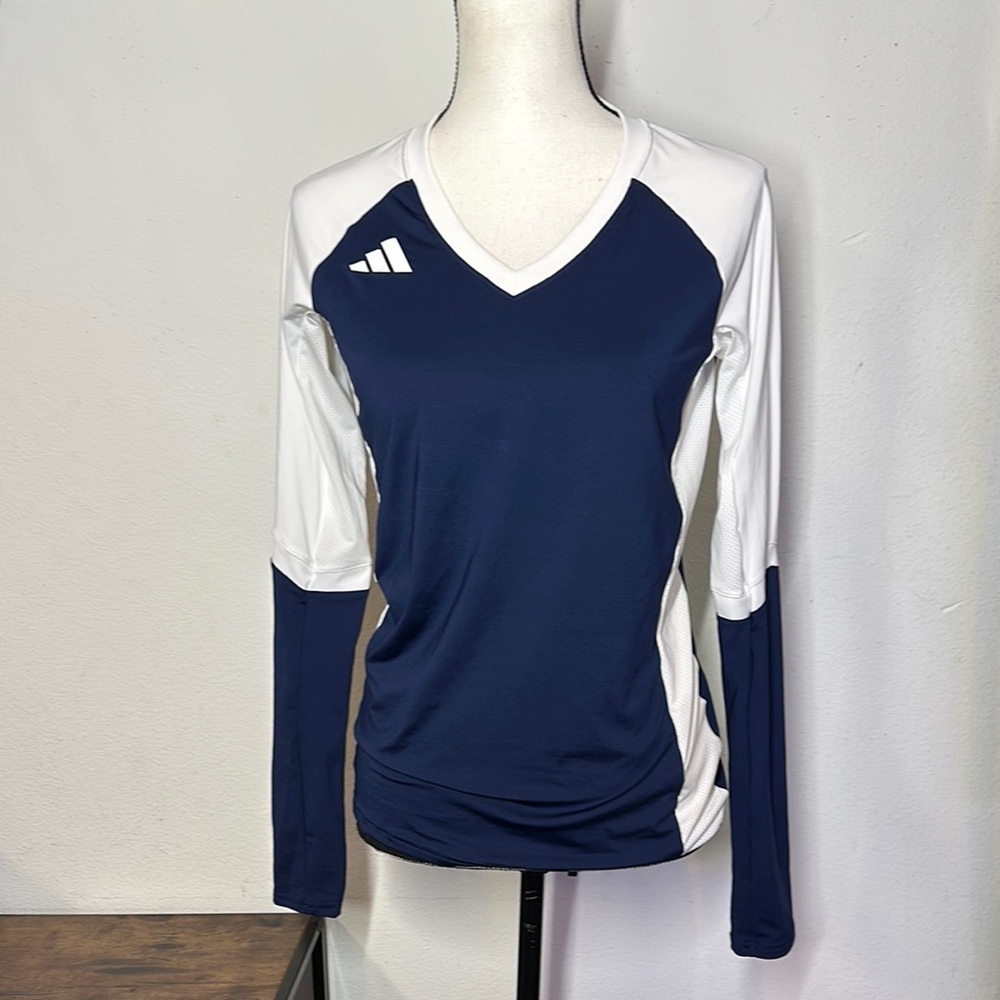 NWOT Adidas Women’s top
